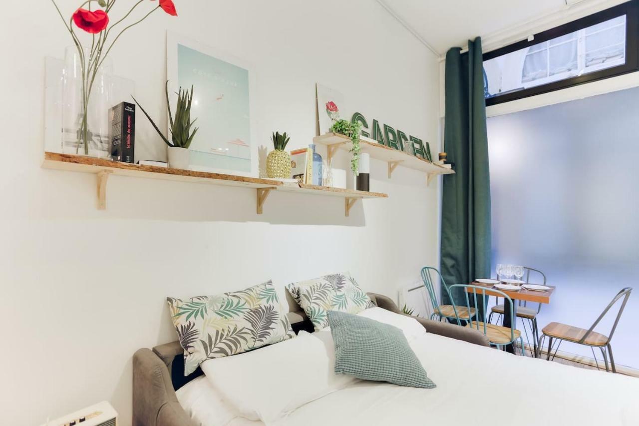 Design Apartment For 4 People Between Louvre & Opera Paris Bagian luar foto