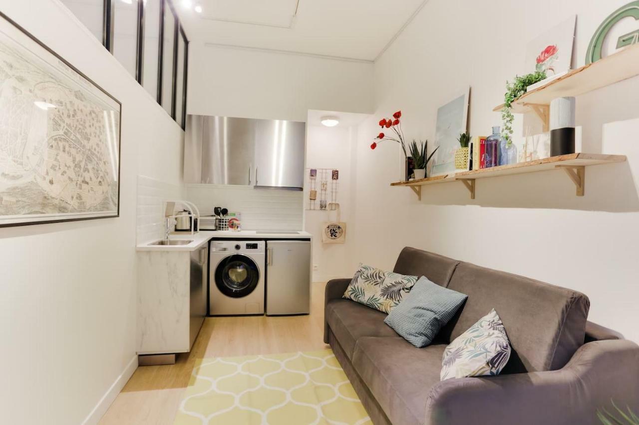 Design Apartment For 4 People Between Louvre & Opera Paris Bagian luar foto